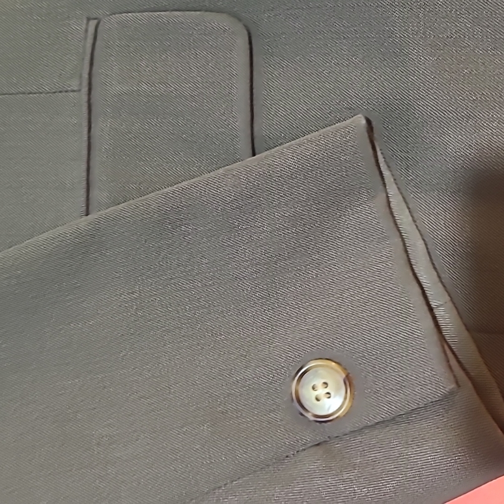 JHCollectibles Green Blazer. - Picture 7 of 15